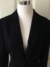 NEW YORK  CO. SHARP BLACK LINED POLYESTER BLAZER - SIZE 6