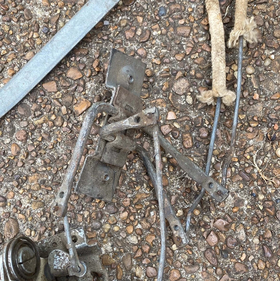 1961 福特 Thunderbird LH 右握门闩和执行器套件 — 第 4/4 张图片