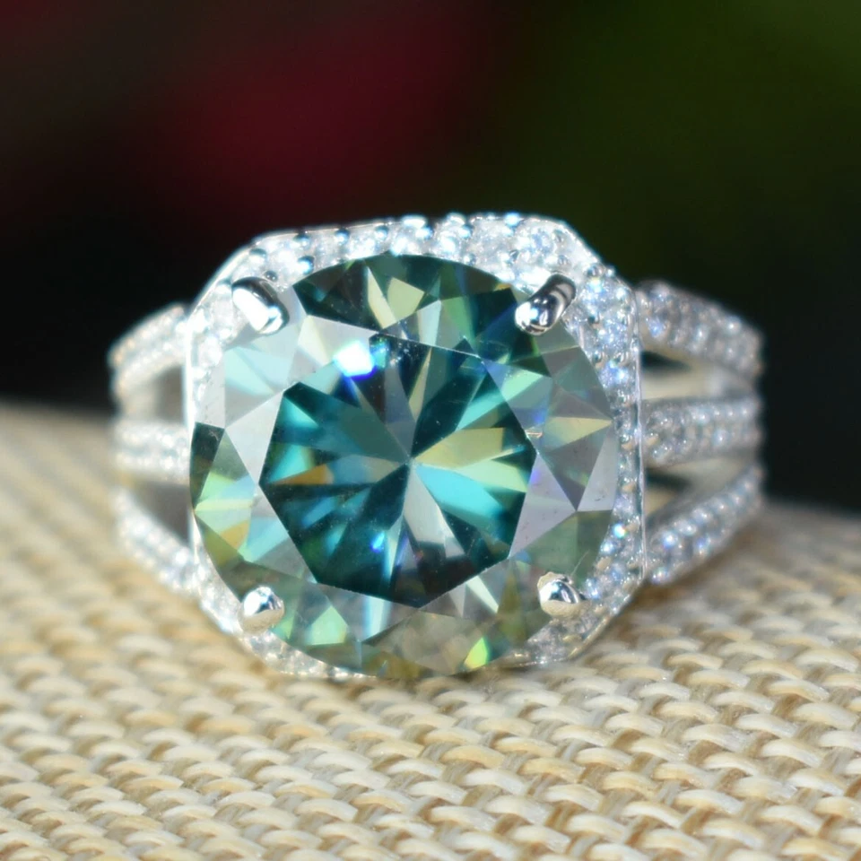 RARO Anillo de Diamantes Azules de 10 Ct, Increíble Brillo y Brillo - Sin Tarifa. Foto 3 de 4