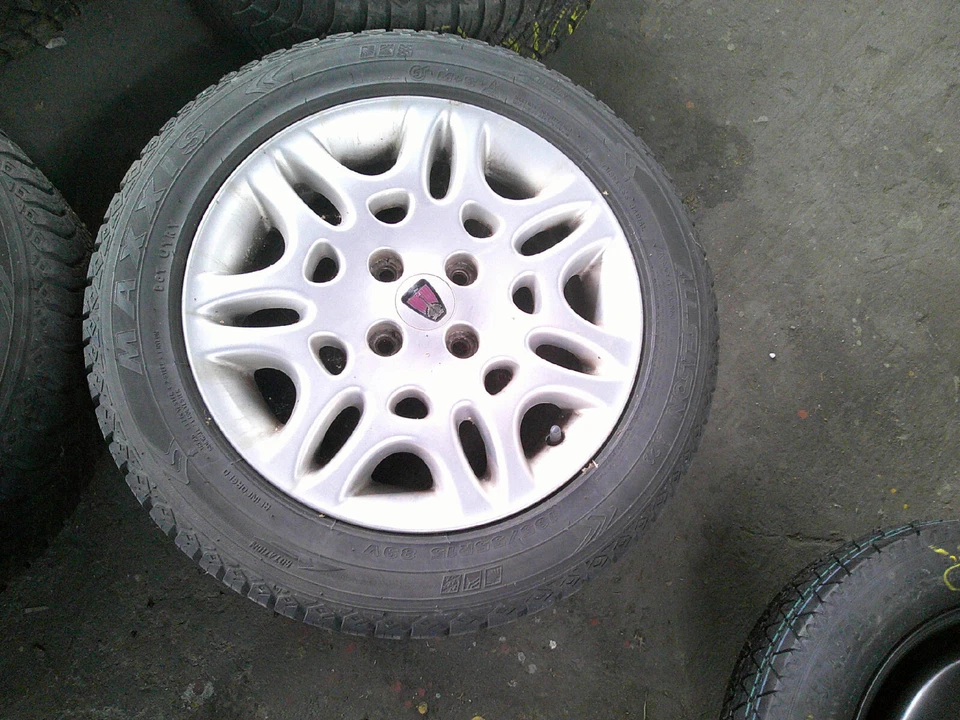 Original Rover 45 Alufelgen Aluminium Felgen Radsatz Allwetter Reifen 15 Zoll - Bild 3 von 4