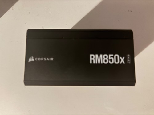 Corsair RM850 850W Modular 80 Plus Gold Netzteil - Schwarz - Bild 4 von 7