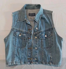 Womens Old Navy Jean Vest With Buttons