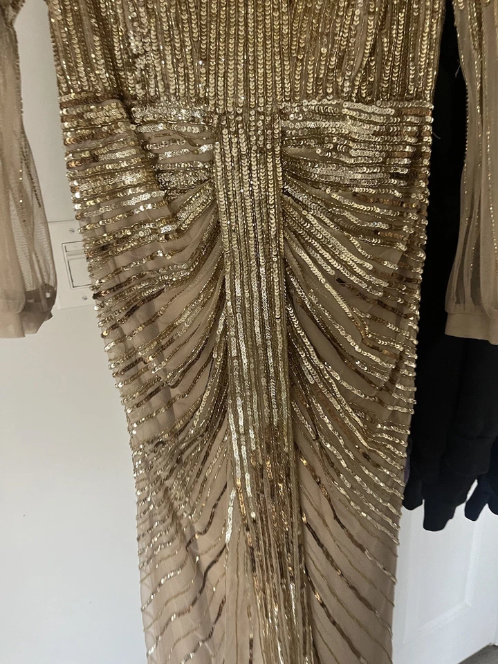 Vestido Aidan Mattox Dorado Lentejuelas Cuello en V Manga Larga Talla US 4 Foto 3 de 4