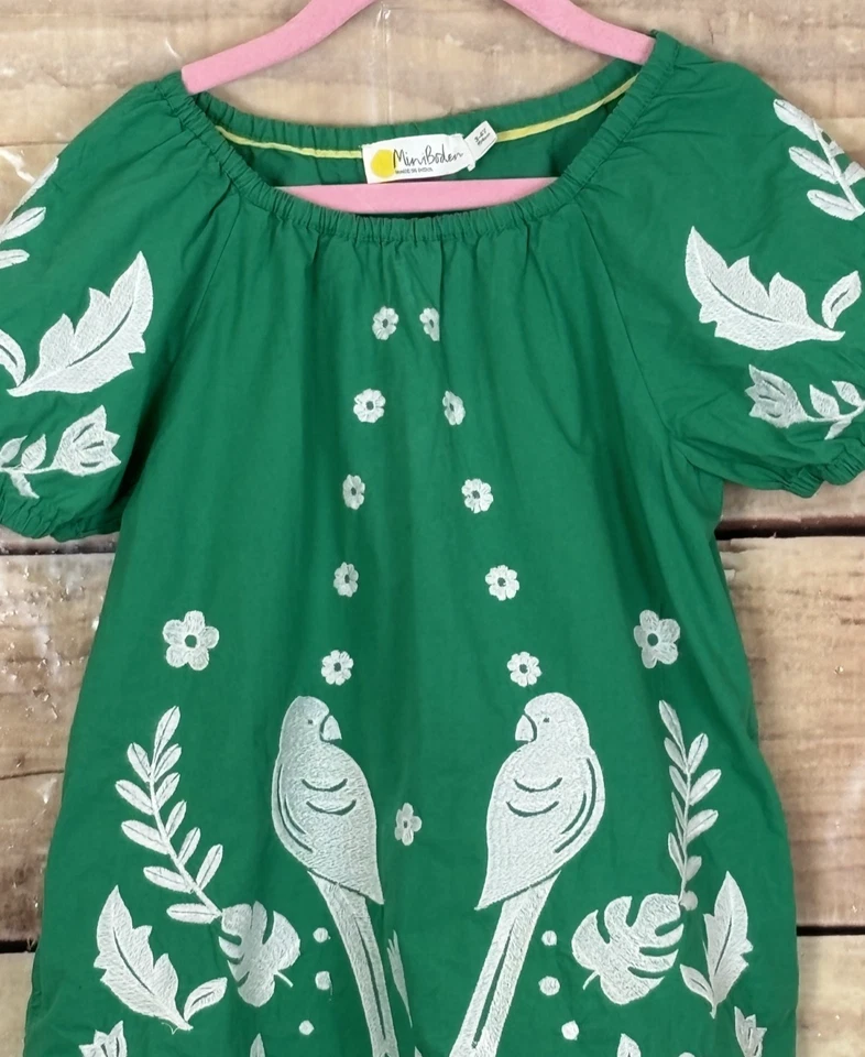 Vestido Mini Boden Niña 3-4 años Verde Bordado Manga Elástica Cuello Volantes Dobladillo Foto 2 de 4