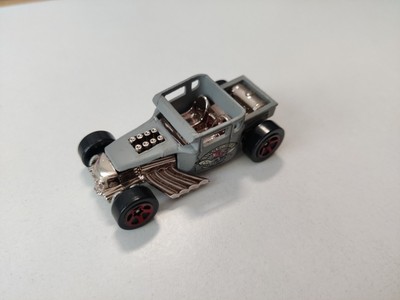 Hot Wheels  Bone Shaker 