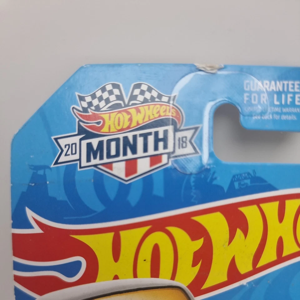 Camión Ford F1 2018 Zamac 004 Hot Wheels 1949 Foto 2 de 4