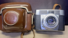 VINTAGE ZEISS IKON CONTESSA 35MM CAMERA WITH CASE