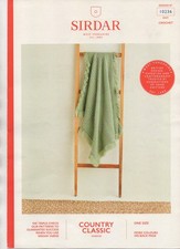 Sirdar Häkelanleitung 10236 Decke Überwurf Fransen Country Classic Aran Garn NEU