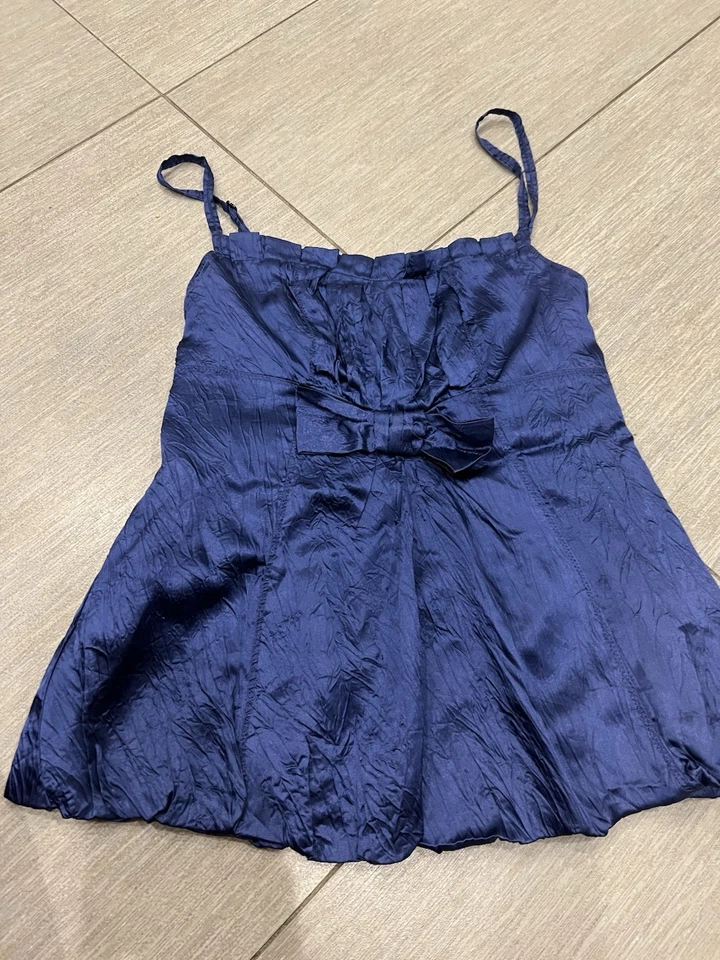 Top Marc Jacobs talla 4 azul satinado aplastado seda sin mangas con lazo Foto 3 de 4