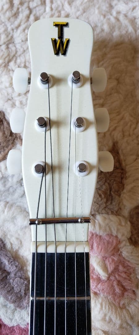 Gretsch Traveling Wilburys TW-100 Guitar with Original Box and