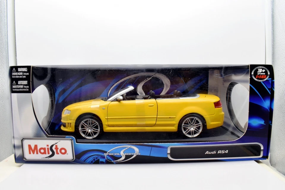 Modellino auto scala 1:18 Audi RS4 diecast modellismo statico maisto collezione - Immagine 2 di 4