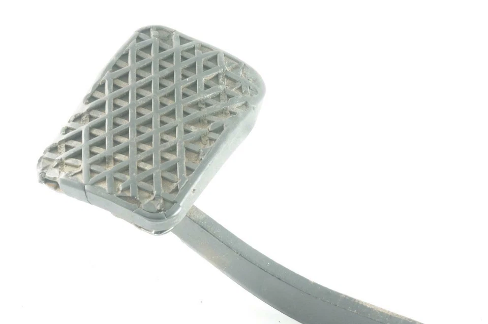 OEM BMW E28 Automatic Transmission Brake Pedal Assembly 82-88 528e 535i 524td - Image 3 of 4