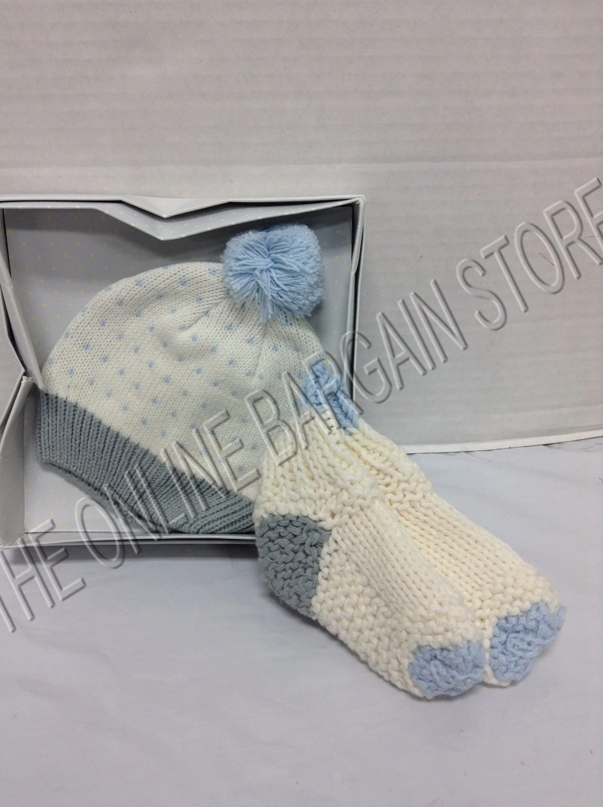 Pottery Barn Kids Pom Pom Hat & Booties Socks Baby Nursery Gift Set Blue 3-6 mos
