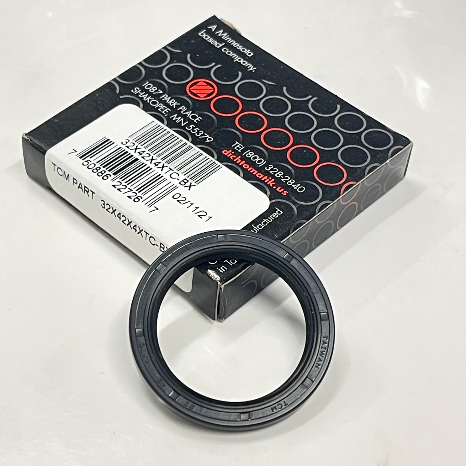 TCM 32X42X4XTC-BX DICHTOMATIK SEAL 32X48X8 REPLACEMENTS BY LIBERTY SEALS INC.