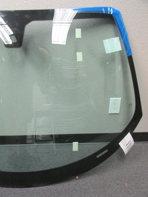 Ferrari 458 Spider, Front Windshield Glass, New Aftermarket, 82193400