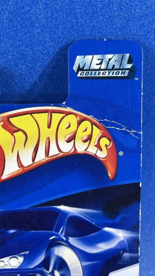 Hot Wheels Bugatti Veyron 2003 First Editions Metal Collection card issues - Image 4 of 4