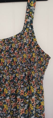 'YOURS Curve' - Shirred Multicoloured Summer Top - Size 24 - Picture 7 of 12