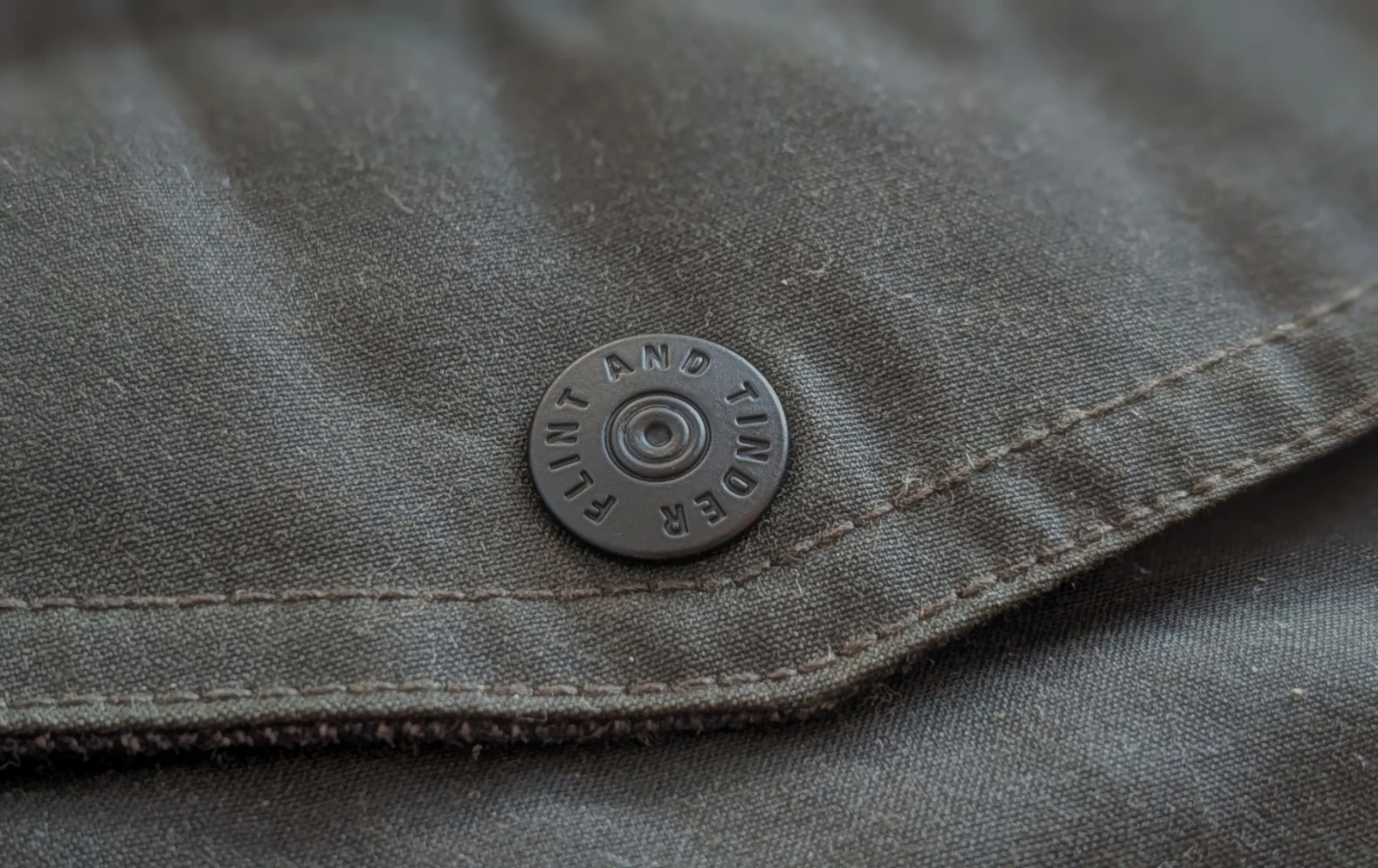Flint and Tinder Men's Quilted Waxed Vest Dark Green Huckberry Large Insulated - product detail image 7