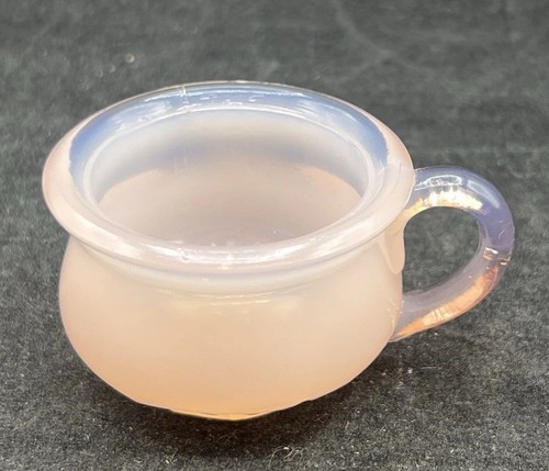 Degenhart Glass Crown Tuscan Handled Chamber Pot Salt Pink