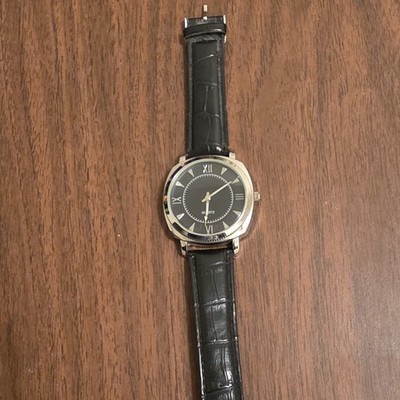 Quartz Wristwatch Black Leather Band Stainless Steel Case Roman Numerals