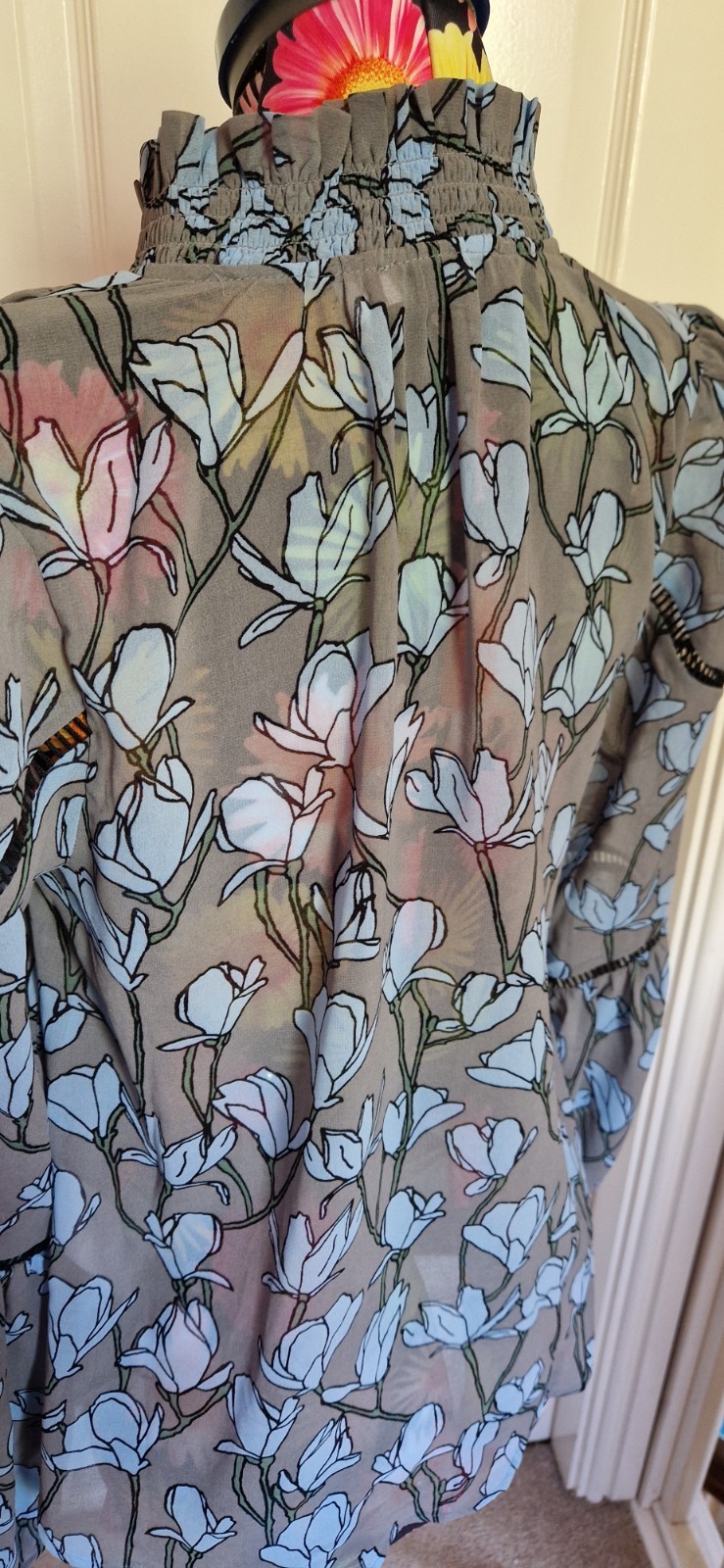Mint Velvet Women's Long Sleeve Blouse Bluebell Floral Print Size Small VGC image 8