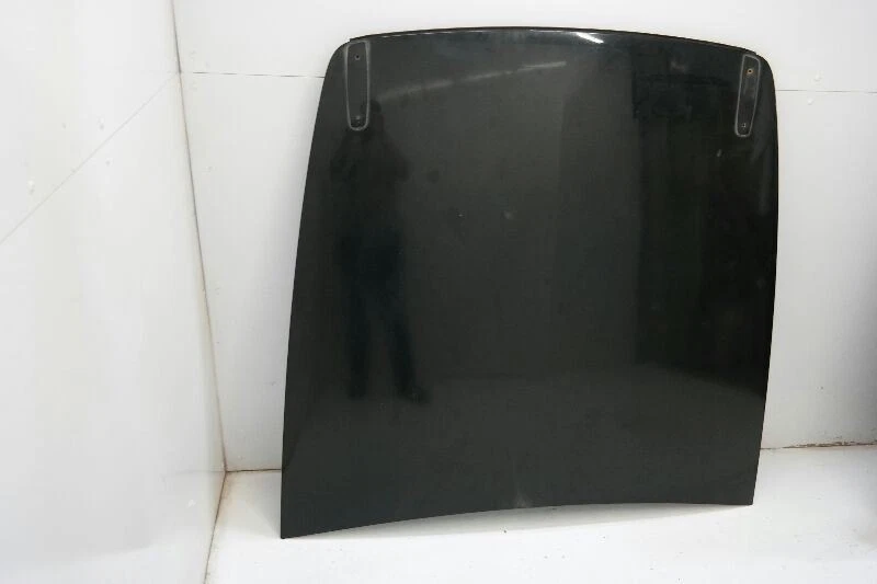 2003-06 Chevrolet SSR Tonneua Cover Black - Image 3 of 4