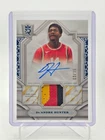DE'ANDRE HUNTER 2023-24 TOPPS ROYALTY PATCH BLUE AUTO /15 #RA-DH Q3464
