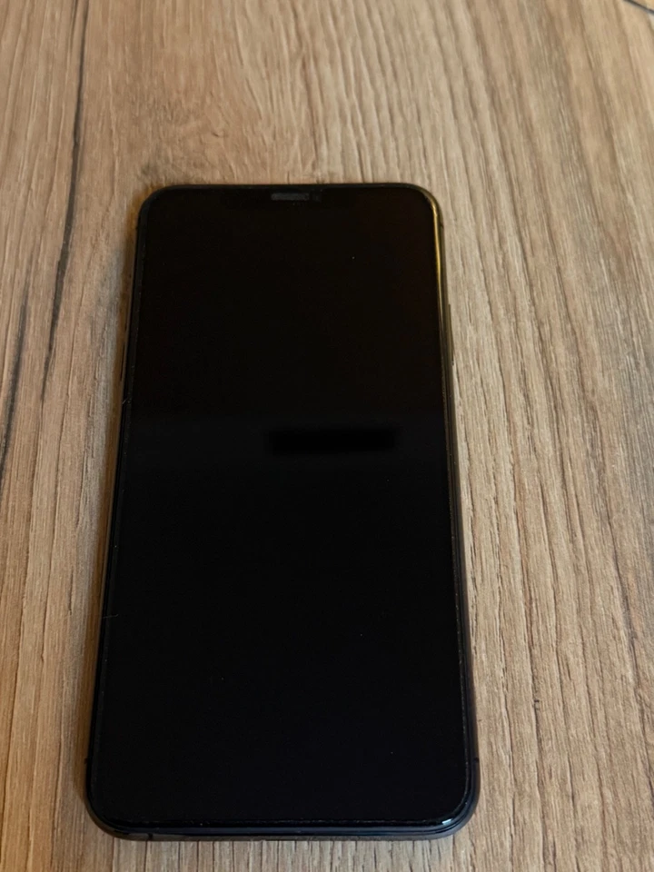 Apple iPhone 11 Pro Max · 64GB, foto 2 de 4
