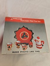 Artmark VTG Porcelain Miniature Santa Claus Christmas Tea Set Holiday Decor