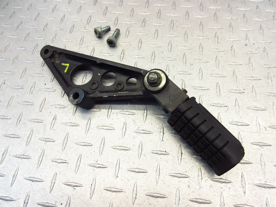 1984 84-86 Honda CB700SC CB700 Nighthawk Left Rear Passenger Foot Peg Foto 3 de 4