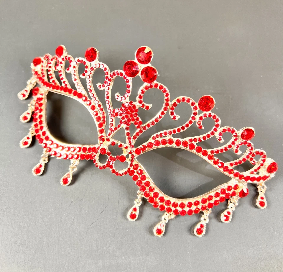 Venetian Masquerade Mask, Mardi Gras Mask, Elegant Teardrop Red Prom Party Mask - Image 4 of 4
