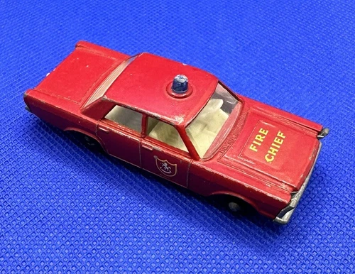 Lesney Matchbox Ford Galaxie Fire Chief #55/59 - Free Shipping