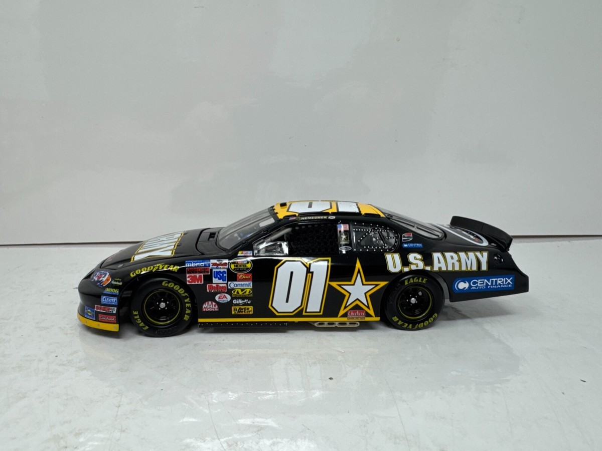 Action Nascar #01 Joe Nemechek U.S. Army 2006 Monte Carlo 1:24