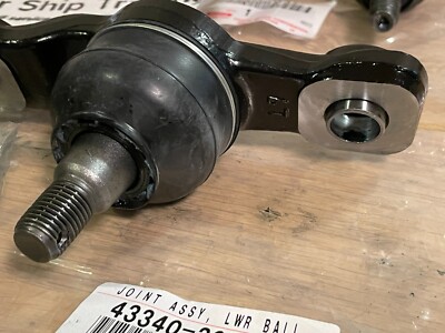 Lexus Genuine IS-F IS350 GS350 GS430 Front Lower Ball Joint Left
