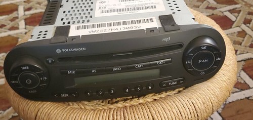VW Volkswagen Beetle Bug Radio Stereo MP3 CD Player AM FM Untested