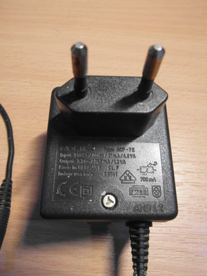 NOKIA - ACP-7E - Netzteil -  3,7V - 21mA  4,8VA - für altes Handy
