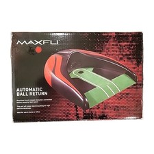 Maxfli Auto Ball Return A GOLF Training aid designed to improve putting skills.