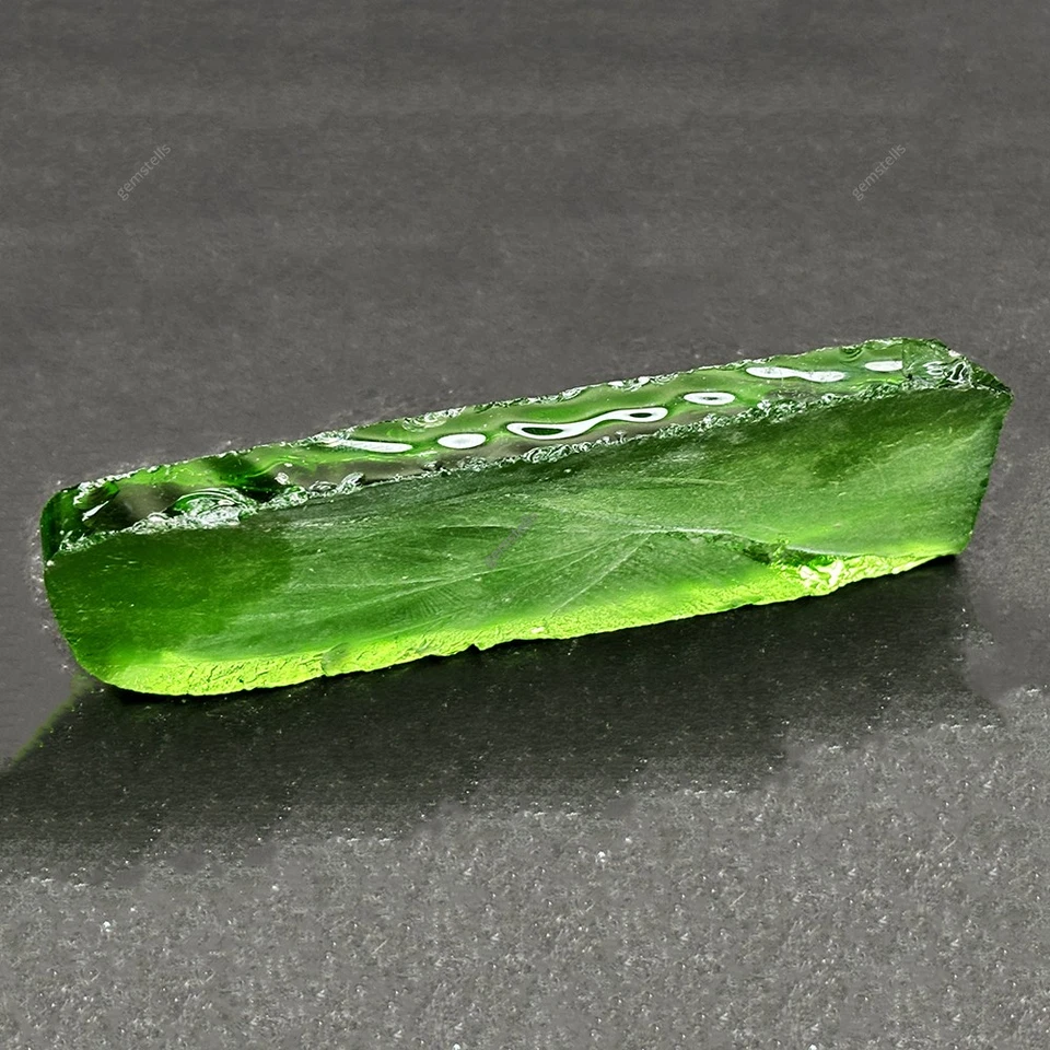 AAA++ Green Emerald 505.60 Ct Lab Created Uncut Raw Rough Premium Quality Gems - Image 3 of 4