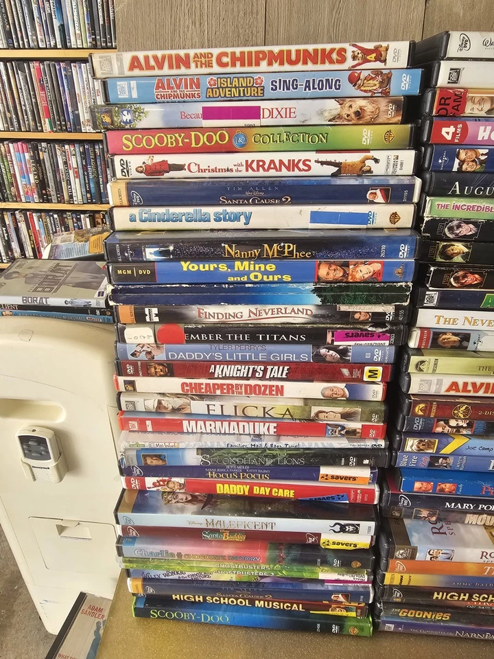 Lot 90 Kids Dvd Nickelodeon Disney Anime Movies - Image 2 of 4