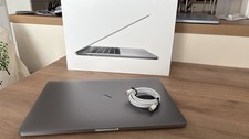 Apple MacBook Pro 15" 2017 i7 2,8GHz 16GB RAM 512GB SSD Space Grau