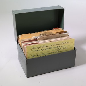 Vintage Metal Recipe Box With Handwritten Recipes Clippings 50's-80's