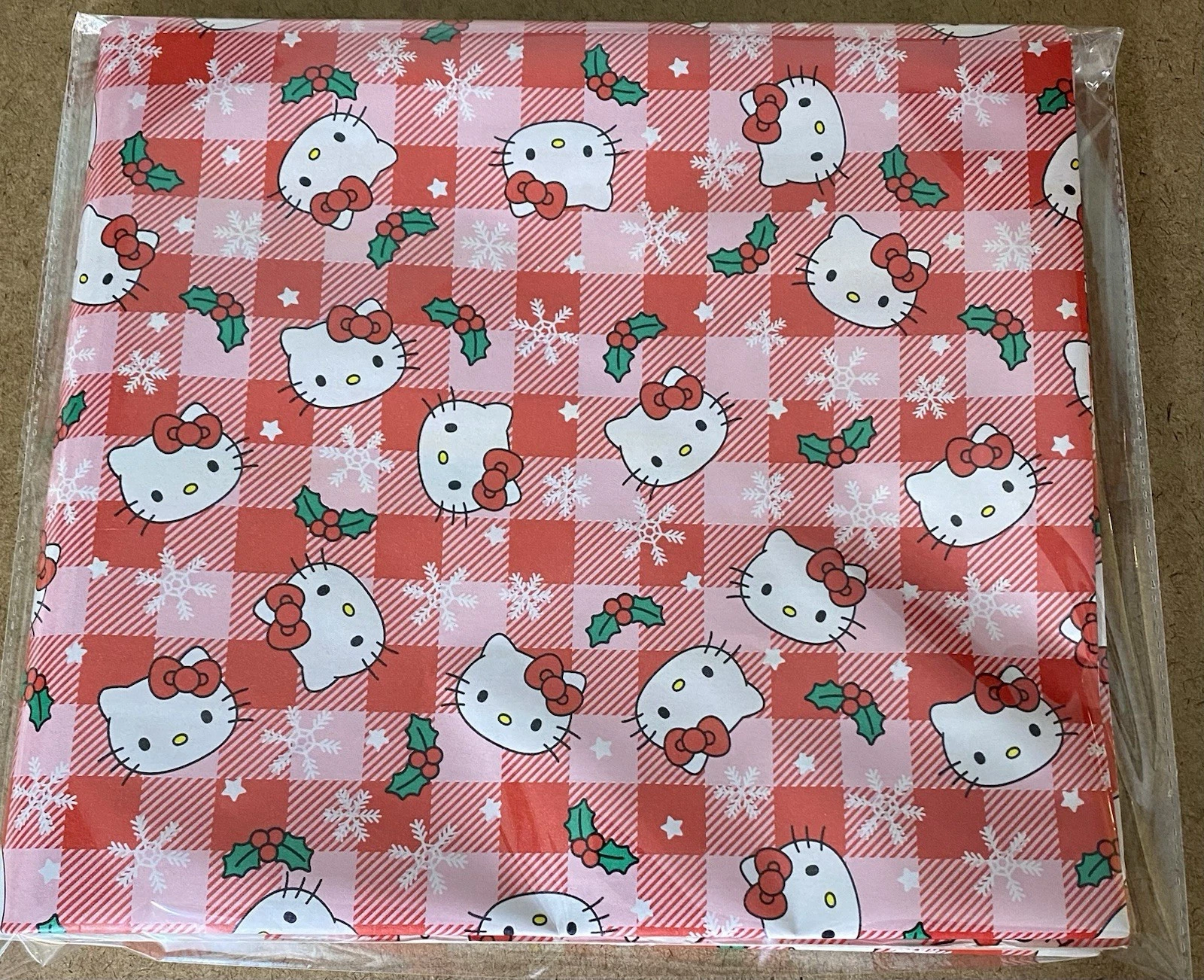 HELLO KITTY  Christmas Wrapping Paper