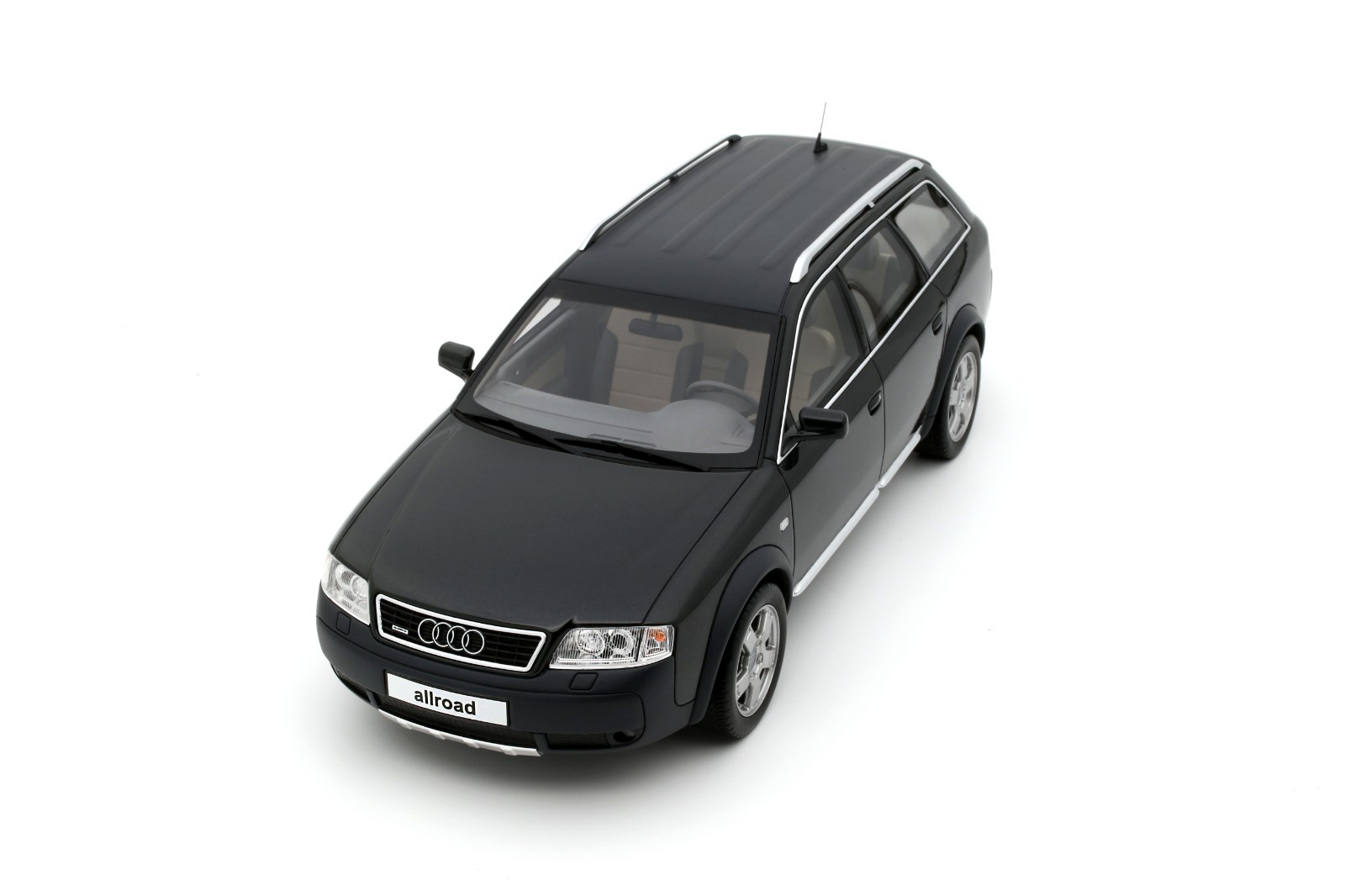 Audi A6 C5 Allroad 1/18 Otto OT1189 - Modèle réduit pour exposition en vitrine de collection
