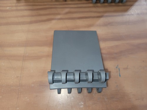 (24) Intralox 800 Serie Plana Gris 4"" Alto x 3-5/16"" Ancho Vuelos Polipropósito - Imagen 2 de 5