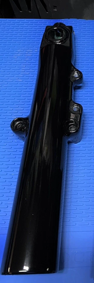 HARLEY 2014-23 PATAS DE HORQUILLA NEGRAS Tri Glide FREEWHEELER TRIKE DESLIZADORES (CAMBIO) Foto 4 de 4