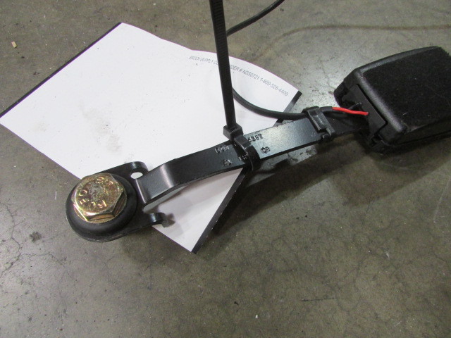 Maserati Quattroporte, RH, Right Front Seat Belt Receiver, Used, P/N  67672600