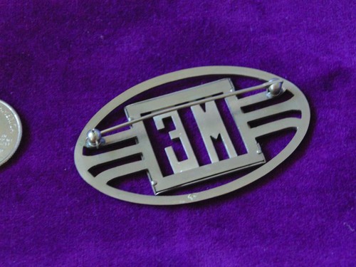 Vtg ME Initial Pin Brooch ART DECO Modernist Brushed Chrome Silver Tone Metal - Picture 3 of 3