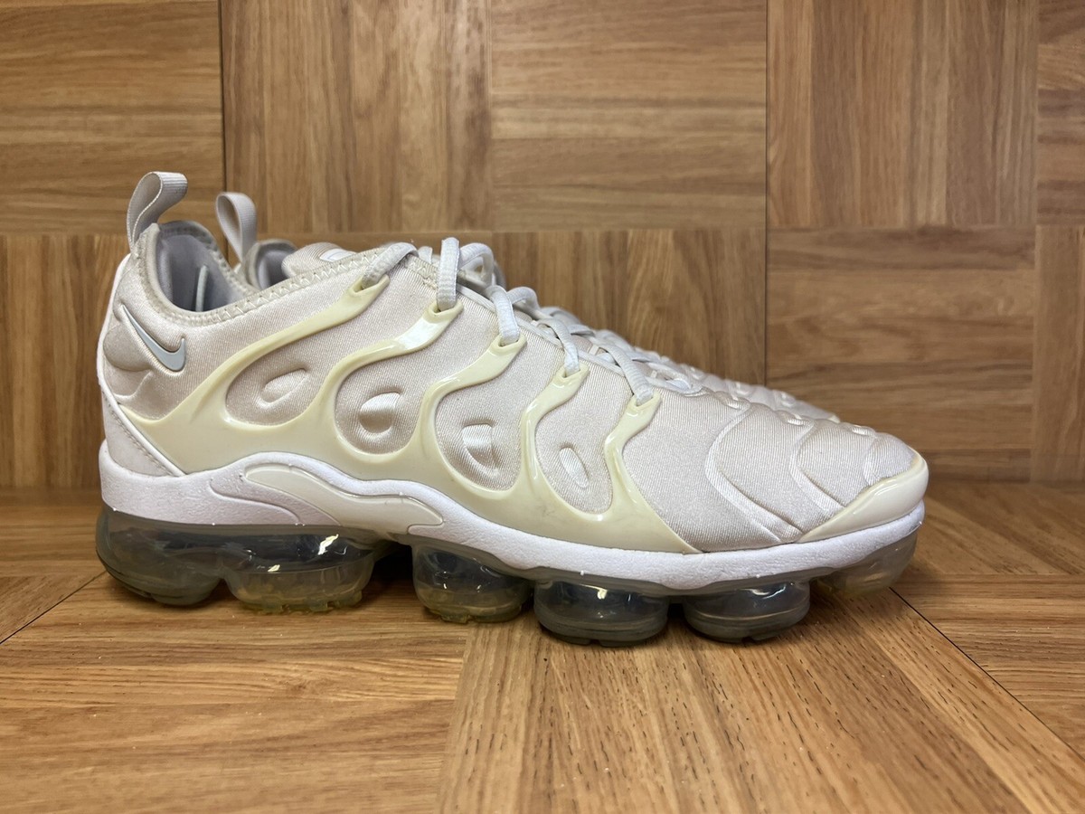 Nike Air VaporMax Plus White Pure Platinum 924453-100 Mens Size 8.5 Sneakers Nike Air Vapormax Plus Mens Running Shoes White White 924453  main image 3