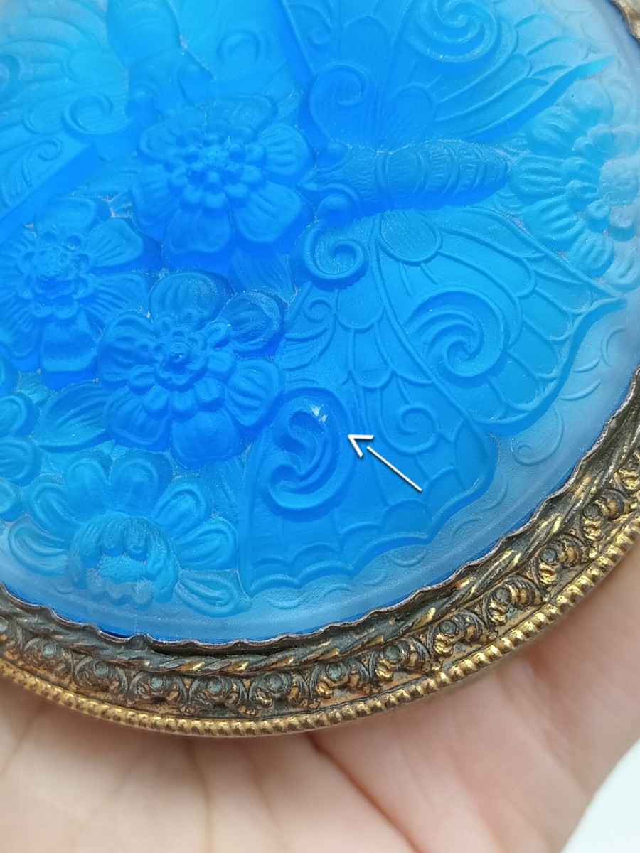 ラリック　パウダーボックス VTG Compact Powder Box,With Blue Glass Butterfly,Art Nouveau