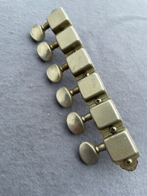 Egmond R guitar tuner 1960s- 23mm spacing 6mm shaft - 12-string